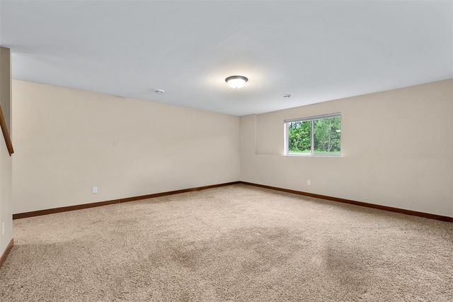 2544 Avery Lane, Altoona, WI 54720