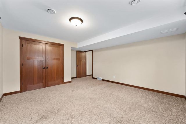 2544 Avery Lane, Altoona, WI 54720