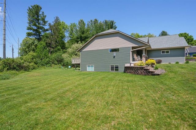 2544 Avery Lane, Altoona, WI 54720