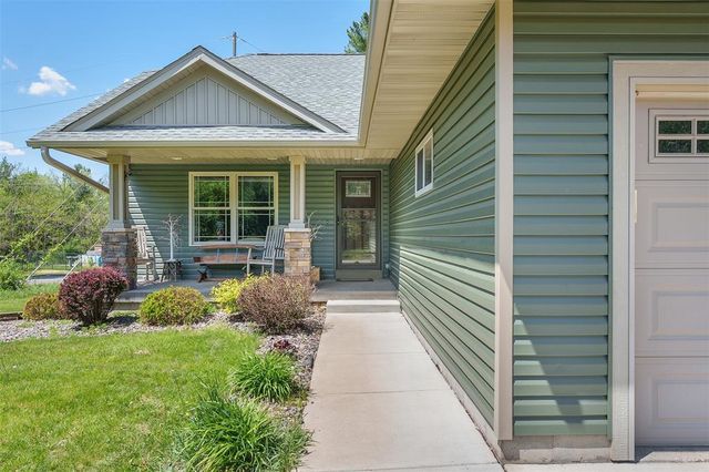 2544 Avery Lane, Altoona, WI 54720