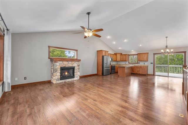 2544 Avery Lane, Altoona, WI 54720