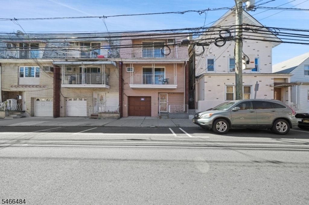 565 61St St, West New York Town, NJ 07093 — photo 2