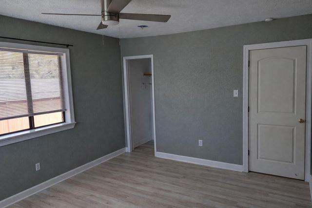 5315 Bayway Drive, Baytown, TX 77520
