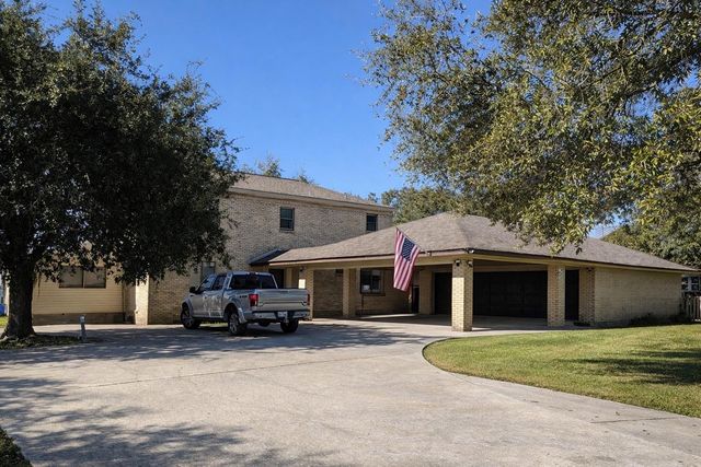 5315 Bayway Drive, Baytown, TX 77520