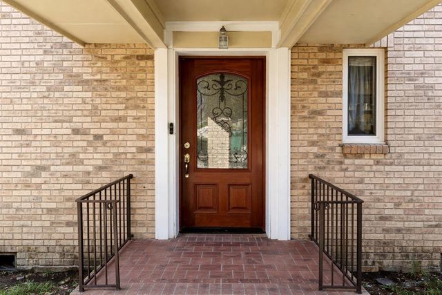 5315 Bayway Drive, Baytown, TX 77520