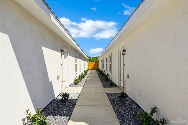 3098 Briggs Road 1, Weslaco, TX 78596