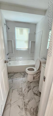 19734 S Lahser Road, Detroit, MI 48219