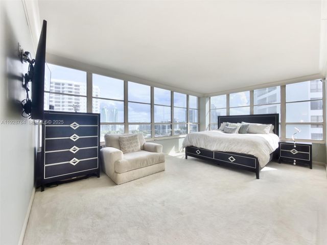 600 Three Islands Blvd 1112, Hallandale Beach, FL 33009