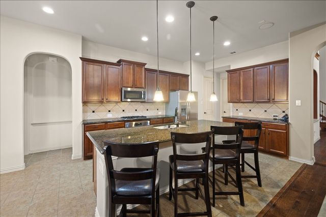 2952 Bahia, Grand Prairie, TX 75054