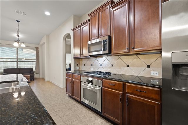 2952 Bahia, Grand Prairie, TX 75054