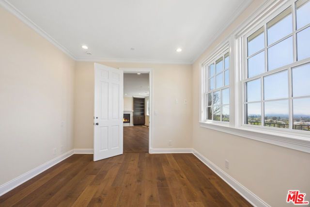 15201 Mc Kendree Avenue, Pacific Palisades (los Angeles), CA 90272