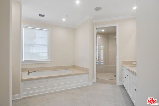 15201 Mc Kendree Avenue, Pacific Palisades (los Angeles), CA 90272