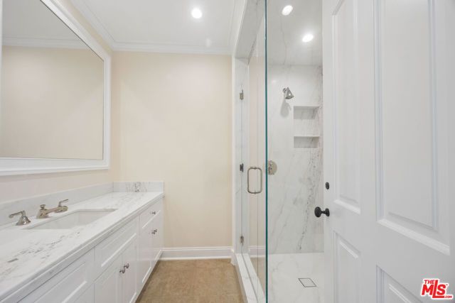 15201 Mc Kendree Avenue, Pacific Palisades (los Angeles), CA 90272