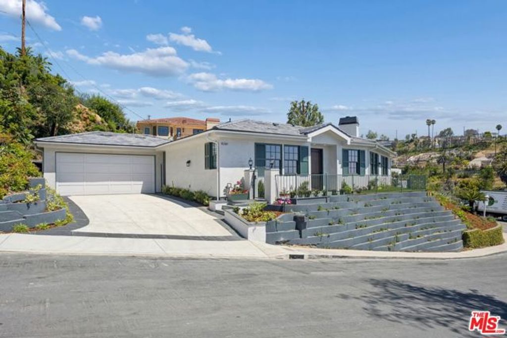 15201 Mc Kendree Avenue, Pacific Palisades (los Angeles), CA 90272