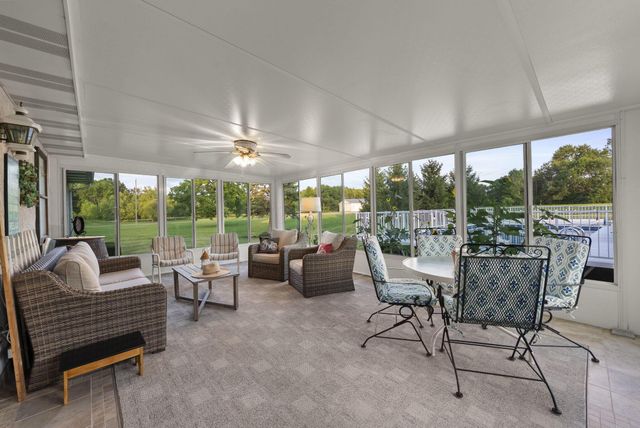 2360 Lewis Center Road, Lewis Center, OH 43035