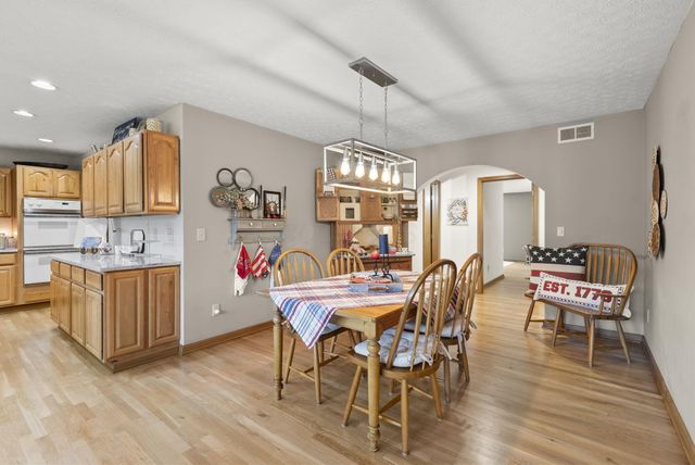 2360 Lewis Center Road, Lewis Center, OH 43035