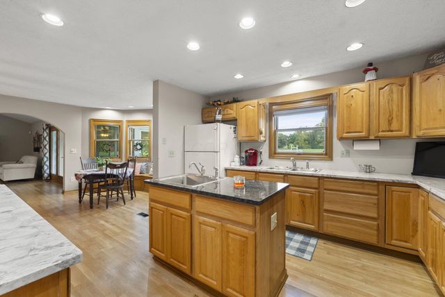 2360 Lewis Center Road, Lewis Center, OH 43035