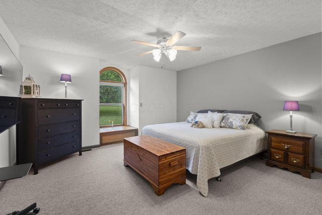 2360 Lewis Center Road, Lewis Center, OH 43035
