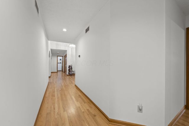 2360 Lewis Center Road, Lewis Center, OH 43035