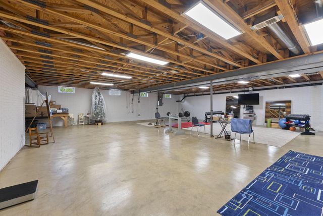 2360 Lewis Center Road, Lewis Center, OH 43035