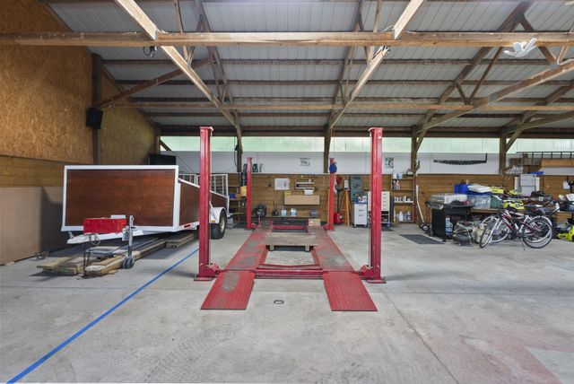 2360 Lewis Center Road, Lewis Center, OH 43035