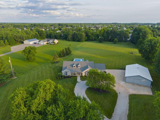 2360 Lewis Center Road, Lewis Center, OH 43035