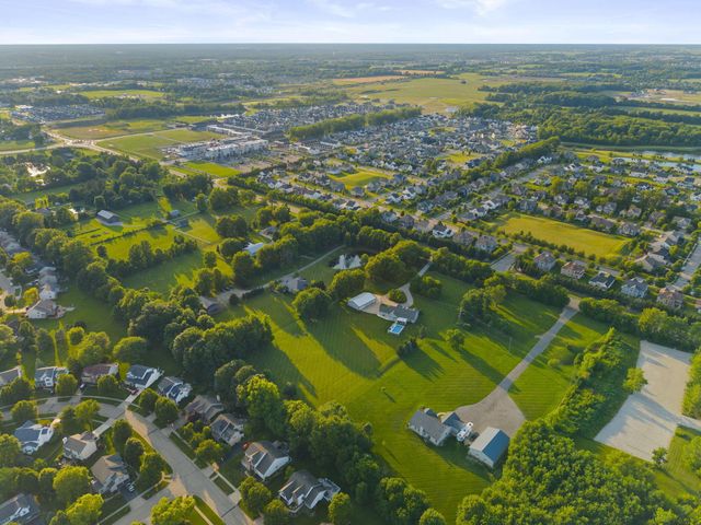 2360 Lewis Center Road, Lewis Center, OH 43035