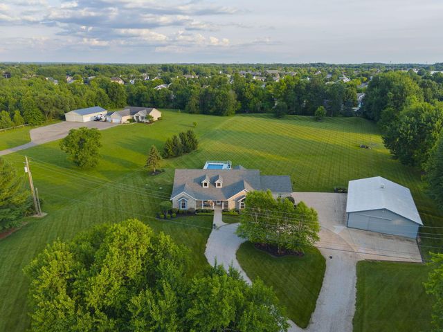 2360 Lewis Center Road, Lewis Center, OH 43035