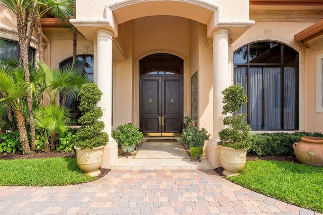 3678 Touch Of Class Court, Wellington, FL 33414
