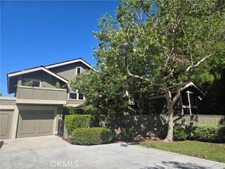65 Pinewood 33, Irvine, CA 92604