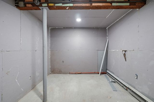 135 Vane Street, Revere, MA 02151