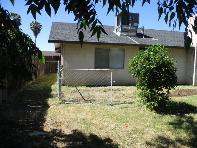 4156 Guernsey Ave, Stockton, CA 95215