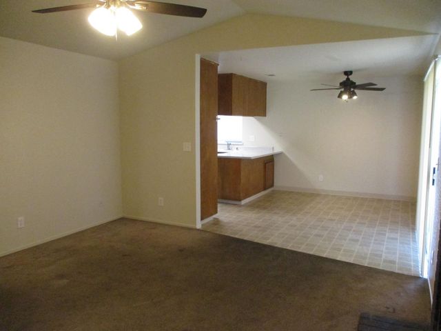 4156 Guernsey Ave, Stockton, CA 95215