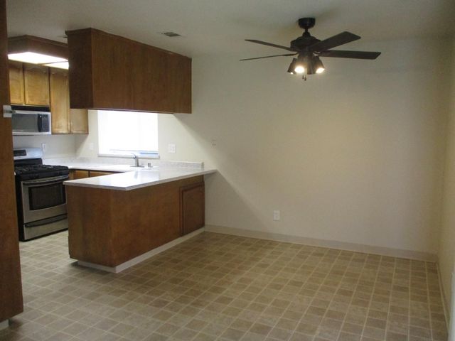 4156 Guernsey Ave, Stockton, CA 95215