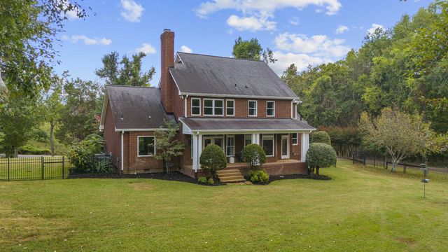 371 Wilson Boat Dock Rd, Lebanon, TN 37087