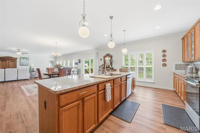 4302 Broken Rock Drive, Wentzville, MO 63385