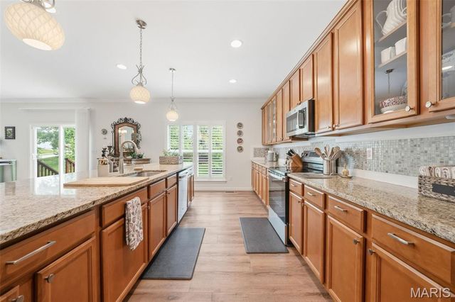 4302 Broken Rock Drive, Wentzville, MO 63385