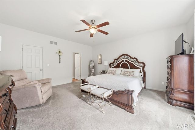 4302 Broken Rock Drive, Wentzville, MO 63385