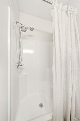 4302 Broken Rock Drive, Wentzville, MO 63385