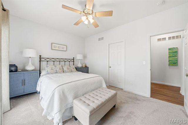 4302 Broken Rock Drive, Wentzville, MO 63385