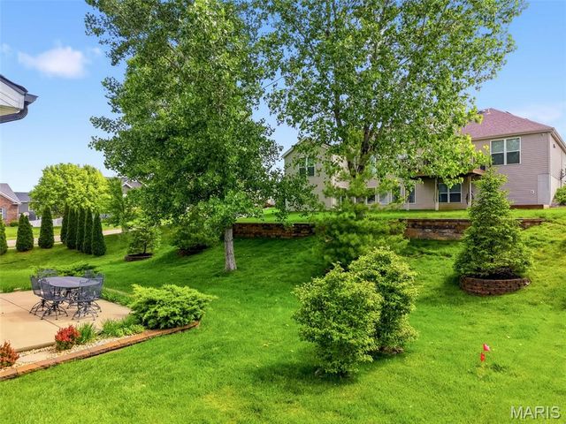 4302 Broken Rock Drive, Wentzville, MO 63385