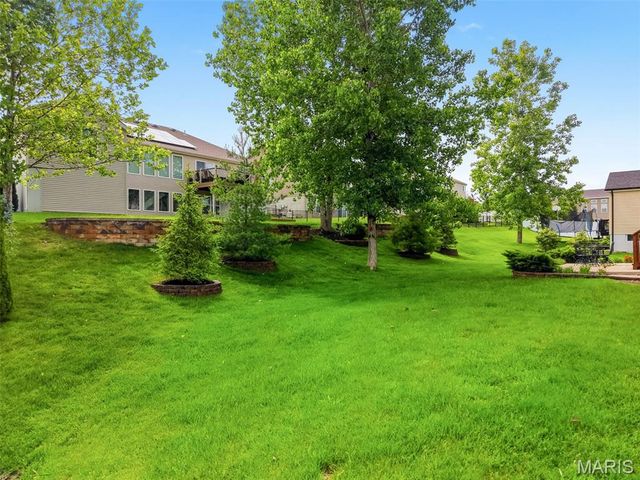 4302 Broken Rock Drive, Wentzville, MO 63385