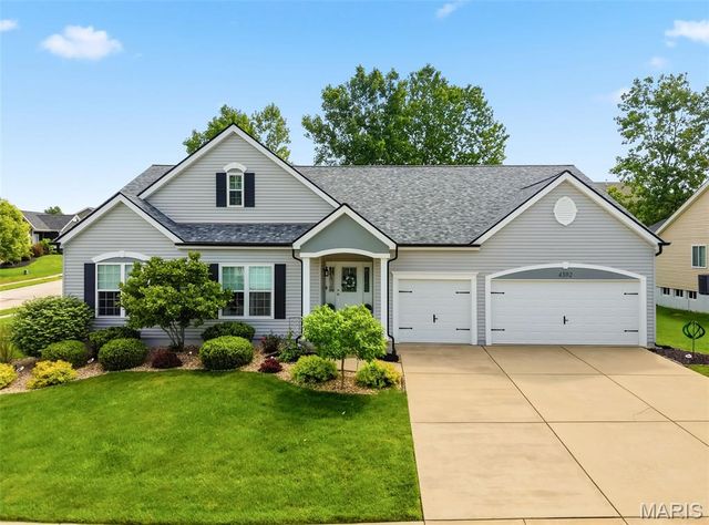 4302 Broken Rock Drive, Wentzville, MO 63385