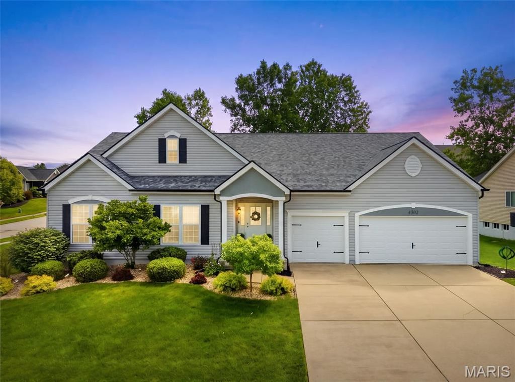 4302 Broken Rock Drive, Wentzville, MO 63385