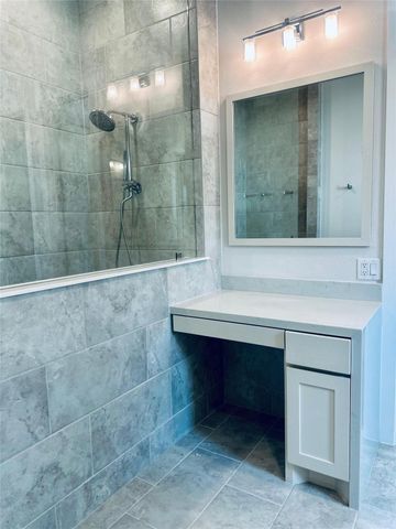 6 Gentle Branch Place, Tomball, TX 77375