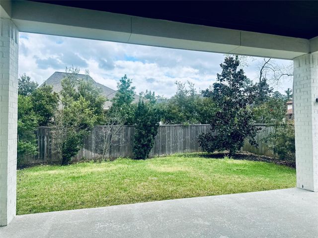 6 Gentle Branch Place, Tomball, TX 77375