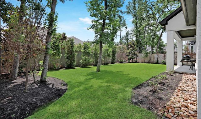 6 Gentle Branch Place, Tomball, TX 77375