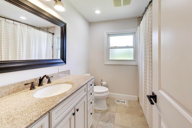 1340 PALMER Street, Downers Grove, IL 60516
