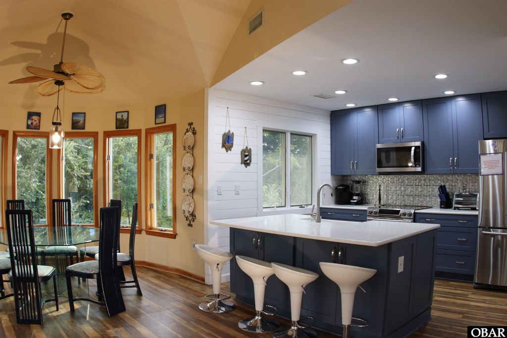 Image 3 of property listing at 939 Soundside Court Lot 134, Corolla, NC 27927