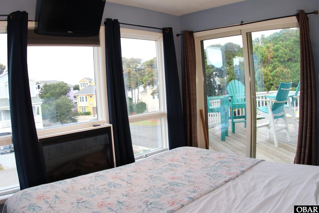 Image 10 of property listing at 939 Soundside Court Lot 134, Corolla, NC 27927